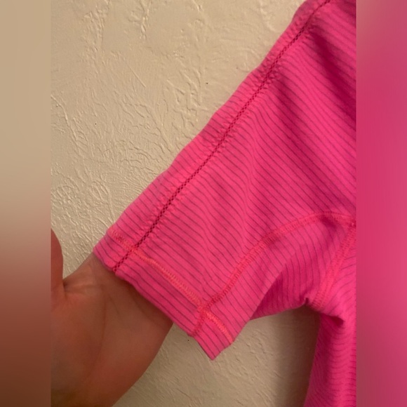 Lululemon top - Picture 3 of 9